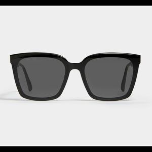 Like New GENTLE MONSTER TEGA 01 Sunglasses